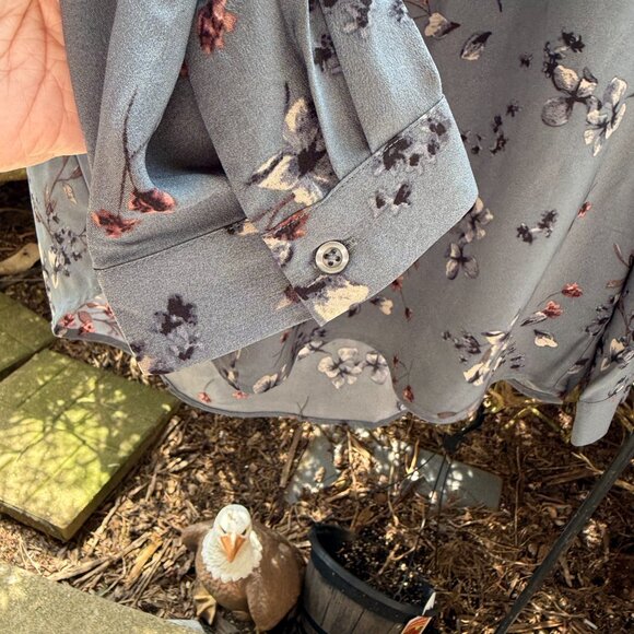 NWT Hilary Radley Women's Long Sleeve Floral Sage Blouse Size L $45 - Picture 12 of 15